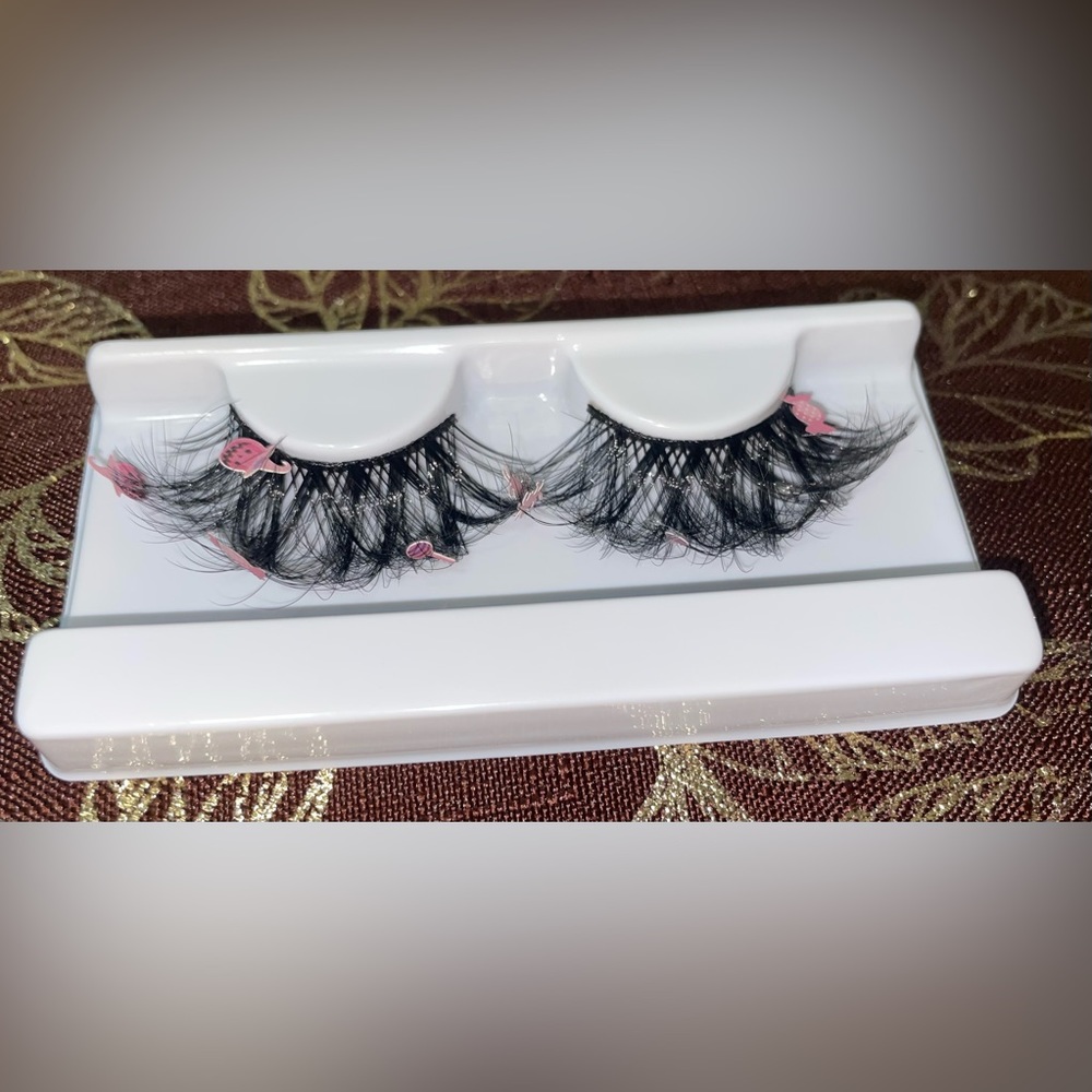Lashes